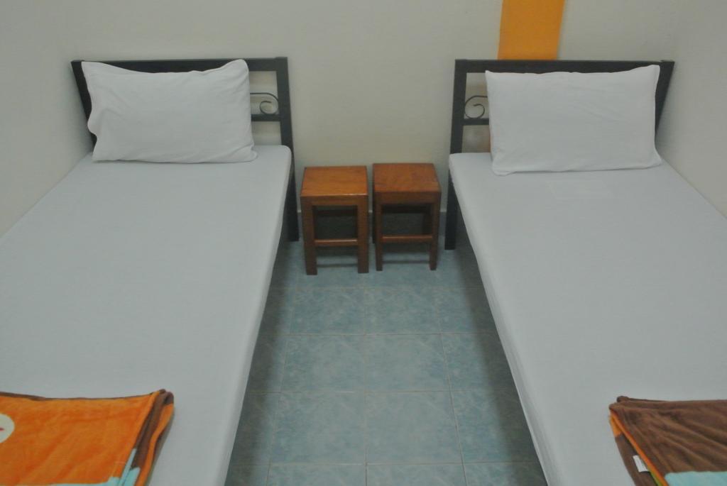 Orange Backpacker Hostel Vientiane Oda fotoğraf