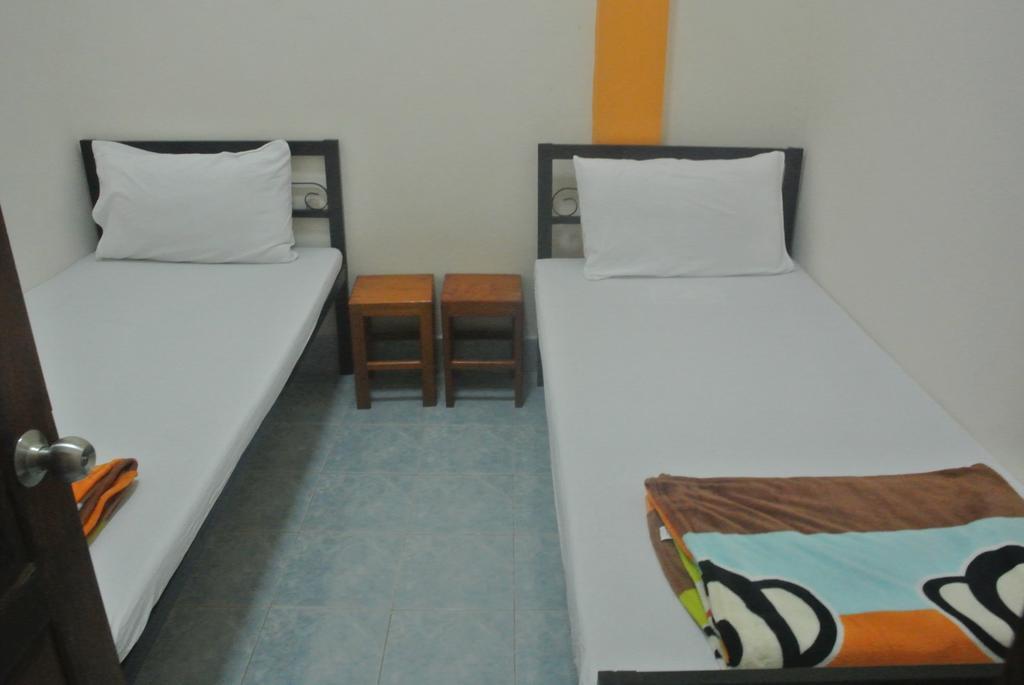 Orange Backpacker Hostel Vientiane Oda fotoğraf
