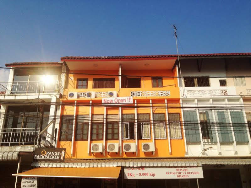 Orange Backpacker Hostel Vientiane Dış mekan fotoğraf